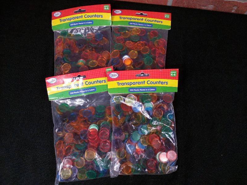 lot 204 image: Didax Transparent Counter ChipsBingo Markers