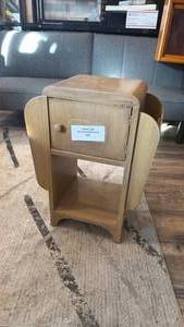 lot 19 image: Small Magazine rack table