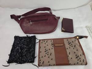 lot 66 image: Travel Accessories Bundle