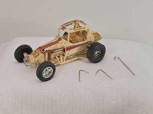 lot 71 image: Don Edmunds #54 Sprint Car Model