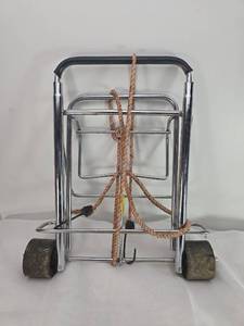 lot 131 image: Small collapsible cart
