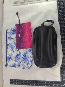 lot 147 image: Travel Accessory Bag Set - 3 Piece Bundle