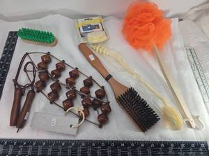 lot 155 image: Bath Cleaning Supply Collection with Brushes