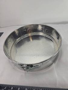 lot 177 image: 9-inch Round Springform Cake Pan Set