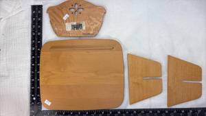 lot 232 image: Longaberger Wooden Basket Lid Set with Dividers