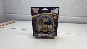 lot 260 image: University of Washington Huskies Wooden Toy Train