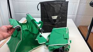 lot 298 image: Luxu Brand Accordion Style CDDVD Storage Case