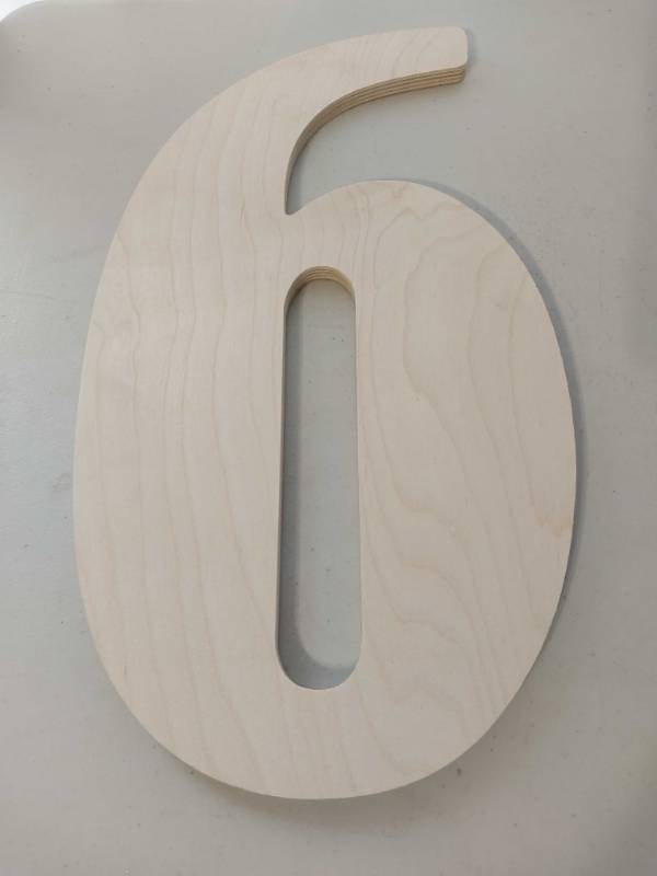 lot 40997 image: 6 Wooden Number with two mounting holes at the top