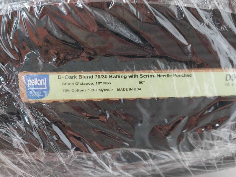 lot 41265 image: Pellon D-Dark Blend 7030 Batting with Scrim D90B - 90 inch 4