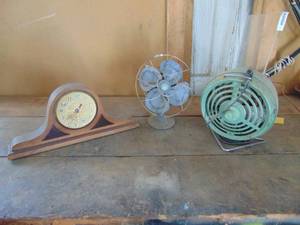 lot 2017 image: Mantle Clock - Fan and Vintage Heater