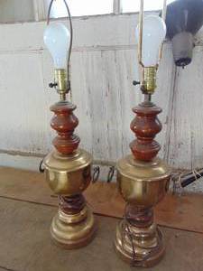 lot 1808 image: Pair of Brass Based lamps