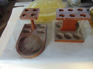 lot 1840 image: Pair of Pipe Stands