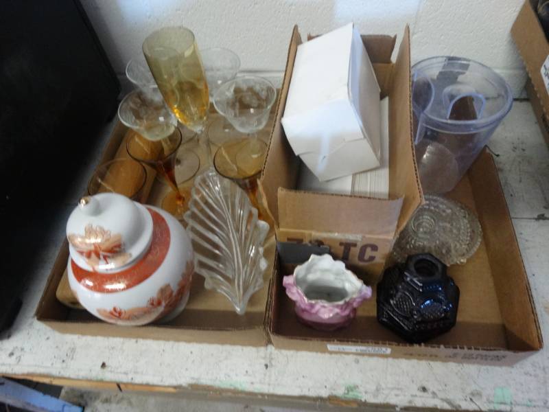 lot 7581 image: Candle holders, mouse traps, & bunny.