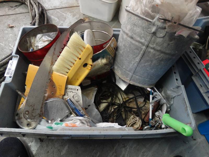lot 7590 image: Lot of misc hardware, blade, & more.