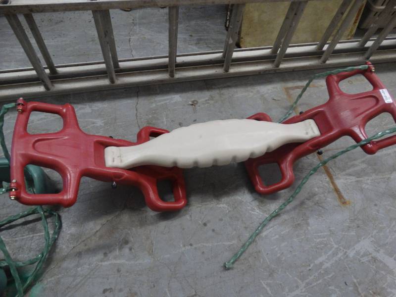 lot 7655 image: Lot of kid swings.