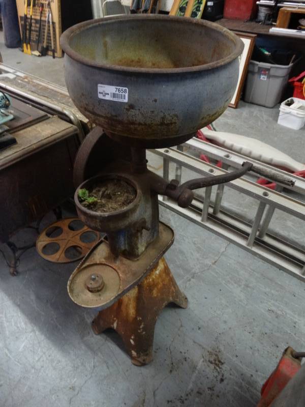 lot 7658 image: Homemade plant stand.