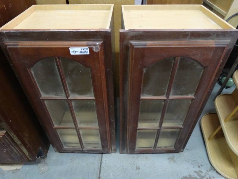lot 7700 image: 2 wall cabinets w glass