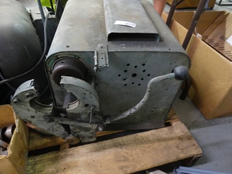 lot 7729 image: Commercial power flaring tool