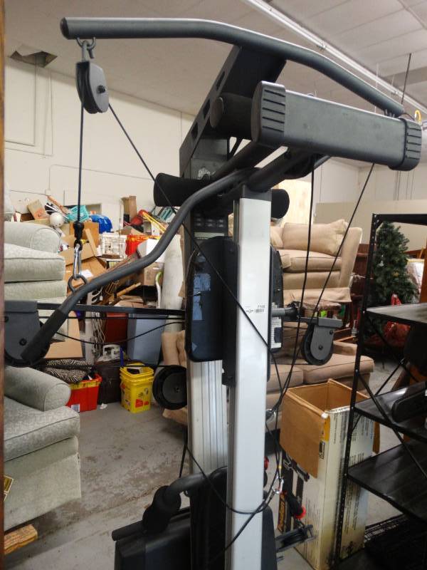 Weider platinum xp800 weight machine. South Wichita Warehouse Auction
