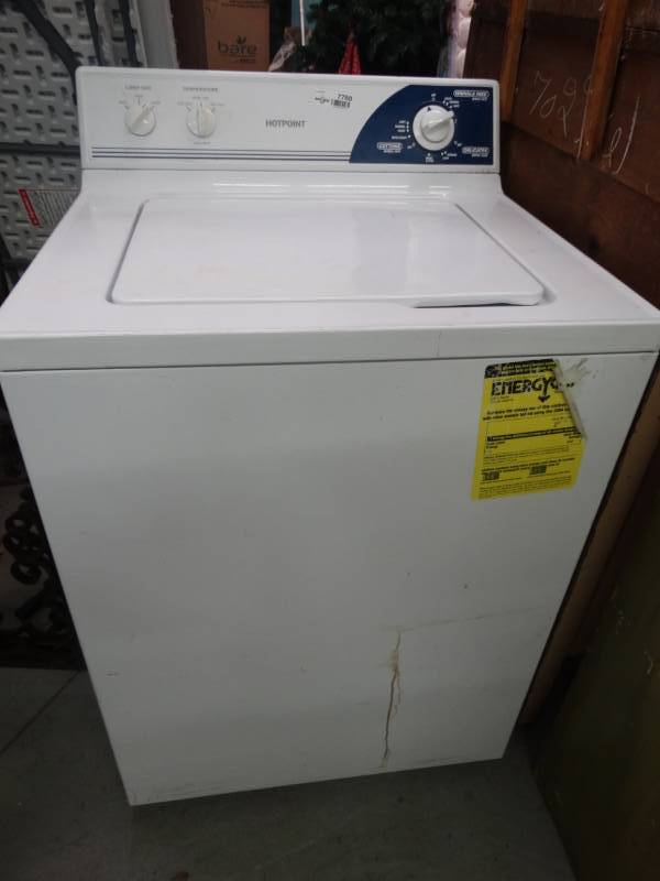 lot 7760 image: Hot point washing machine.