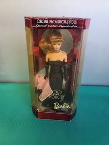 lot 46 image: 1960 Fashion Spotlight Barbie Special Edition Reproduction