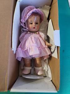 lot 50 image: PATSY Doll