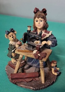 lot 51 image: Yesterdays Child Dollstone - Stitched With Love Figurine