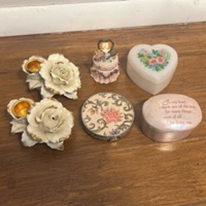 lot 92 image: Decorative Trinket Box Collection with Candle Holders