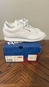 lot 107 image: NEW Reebok Princess Classic Womens Sneakers