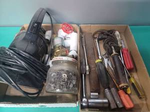 lot 155 image: Mixed Lot of Plumbing Tools and Parts