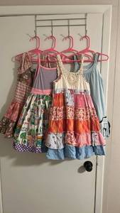 lot 209 image: Mixed Pattern Girls Summer Dress Bundle