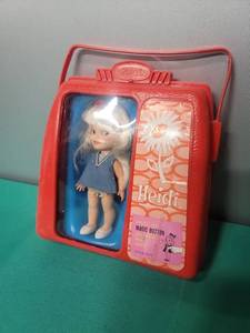 lot 64 image: Remco Heidi Pocketbook Doll Style 3010 with Magic Button