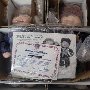 lot 69 image: 1996 Cabbage Patch Kids Olympikids Complete Set