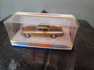 lot 71 image: 1958 Studebaker Golden Hawk Dinky DY026B