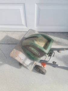 lot 401 image: Electric Tiller