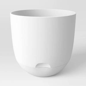 lot 2492 image: Self-Watering Plastic Indoor Outdoor Planter Pot White 16x16 - Room Essentials�� - Retail $16