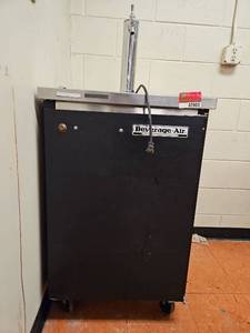 lot 7003 image: Beverage-Air Commercial Draft Beer Dispenser Model BM23