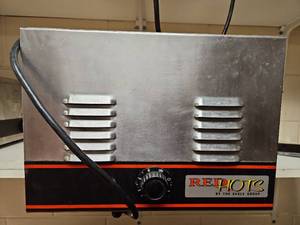 lot 7009 image: Eagle Group RedHots Food Warmer