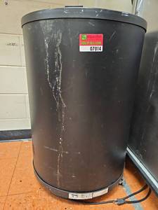 lot 7014 image: Excellence Commercial Beverage Cooler Model RF-77