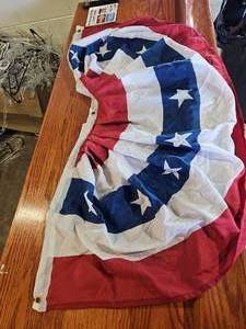 lot 7046 image: Bulk Lot of U.S. Bunting Flags