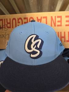 lot 7079 image: Box of Rocky Mountain Vibes CS Logo Baseball Caps