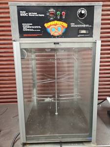 lot 7127 image: SuperPretzel Commercial Pretzel Warmer Display Case Model JJ850C