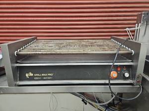 lot 7132 image: Star Grill-Max Pro Commercial Roller Grill Model 50