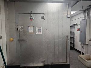 lot 7137 image: Bally Walk-In Freezer Door System Model LSC-65-1