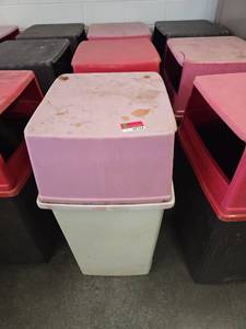 lot 7154 image: (3) Trash Cans With Double Sided Opening Lids