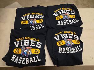 lot 7198 image: Rocky Mountain Vibes Baseball Team Hoodies 3XL - Set of 4