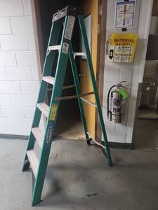 lot 6645 image: Commercial Werner 6ft Fiberglass Step Ladder and Fire Extinguisher
