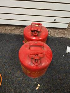 lot 7266 image: Eagle Safety 5-Gal Gas Cans - Set of 2