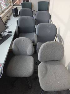 lot 7294 image: Varying Styles of Office Chairs - Set of 8