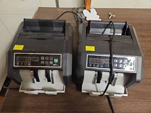 lot 7310 image: Royal Sovereign RBC-ES200 Bill Counter - Set of 2